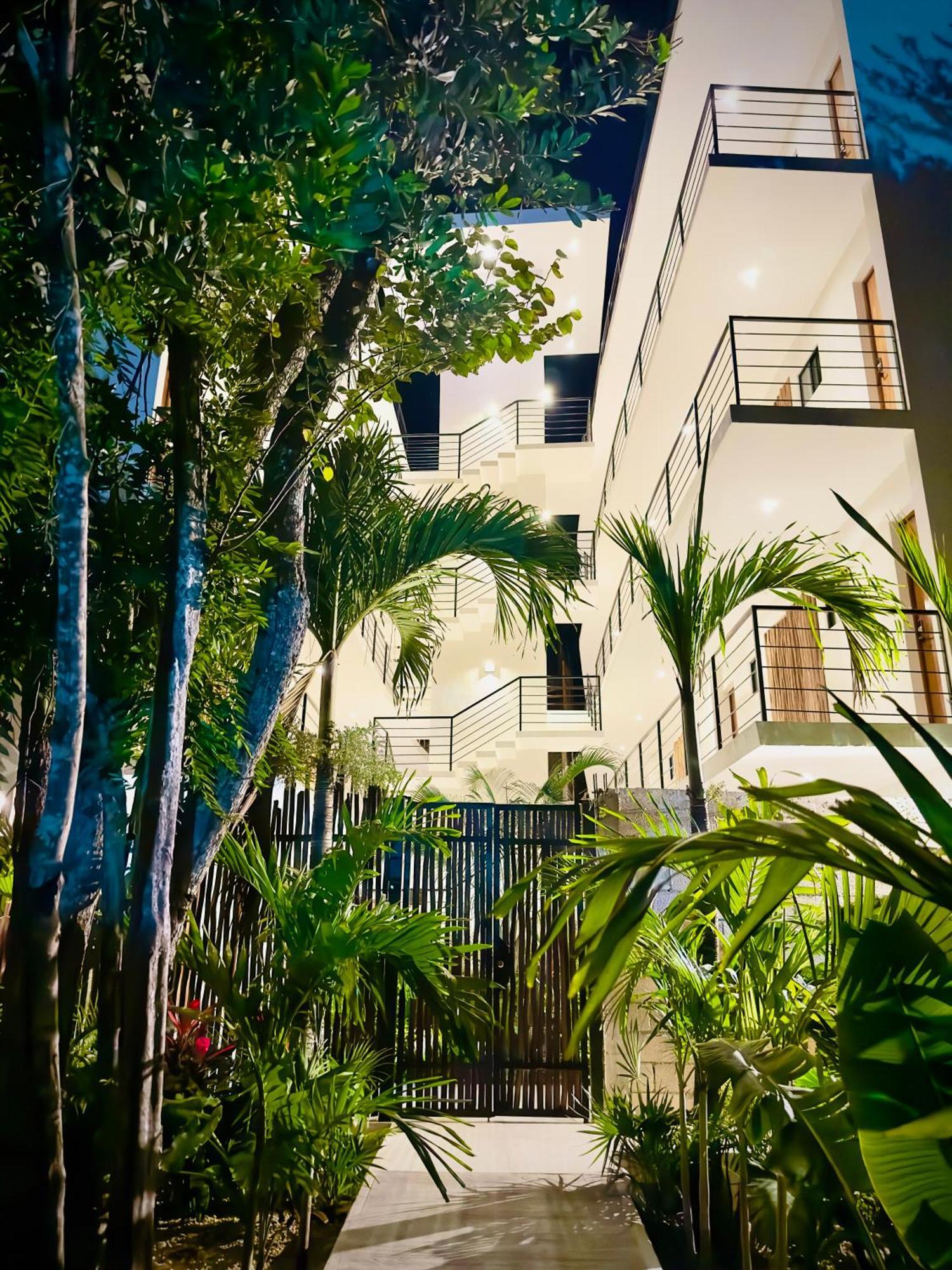 Apartment Downtown Penthouse With Private Pool, Rooftop Pool And Gym, Short Distance From Beaches, Restaurants & Nightlife Tulum