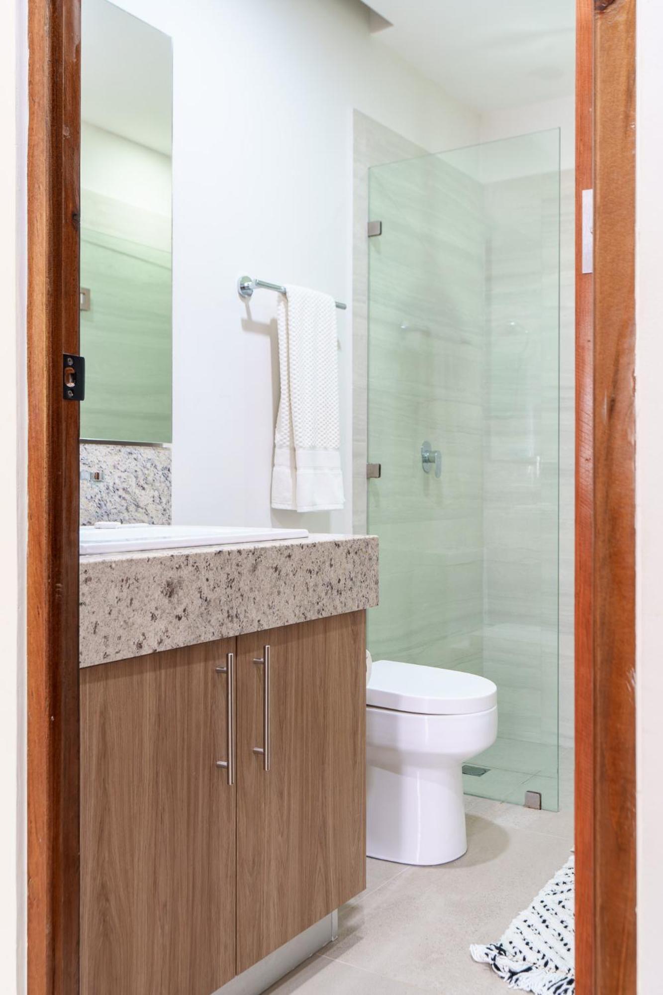 Downtown Penthouse With Private Pool, Rooftop Pool And Gym, Short Distance From Beaches, Restaurants & Nightlife Apartment *